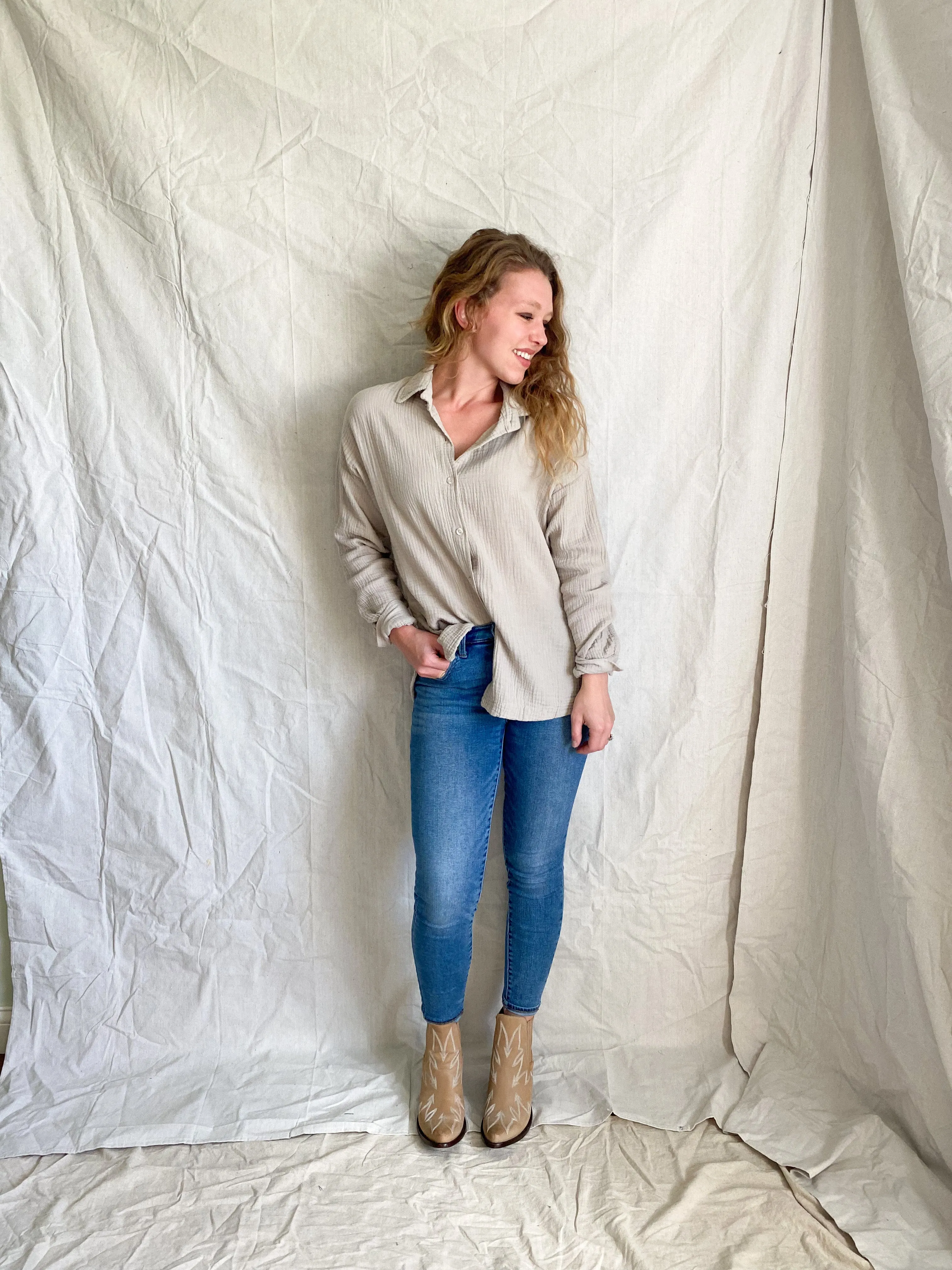 Dort gauze button up