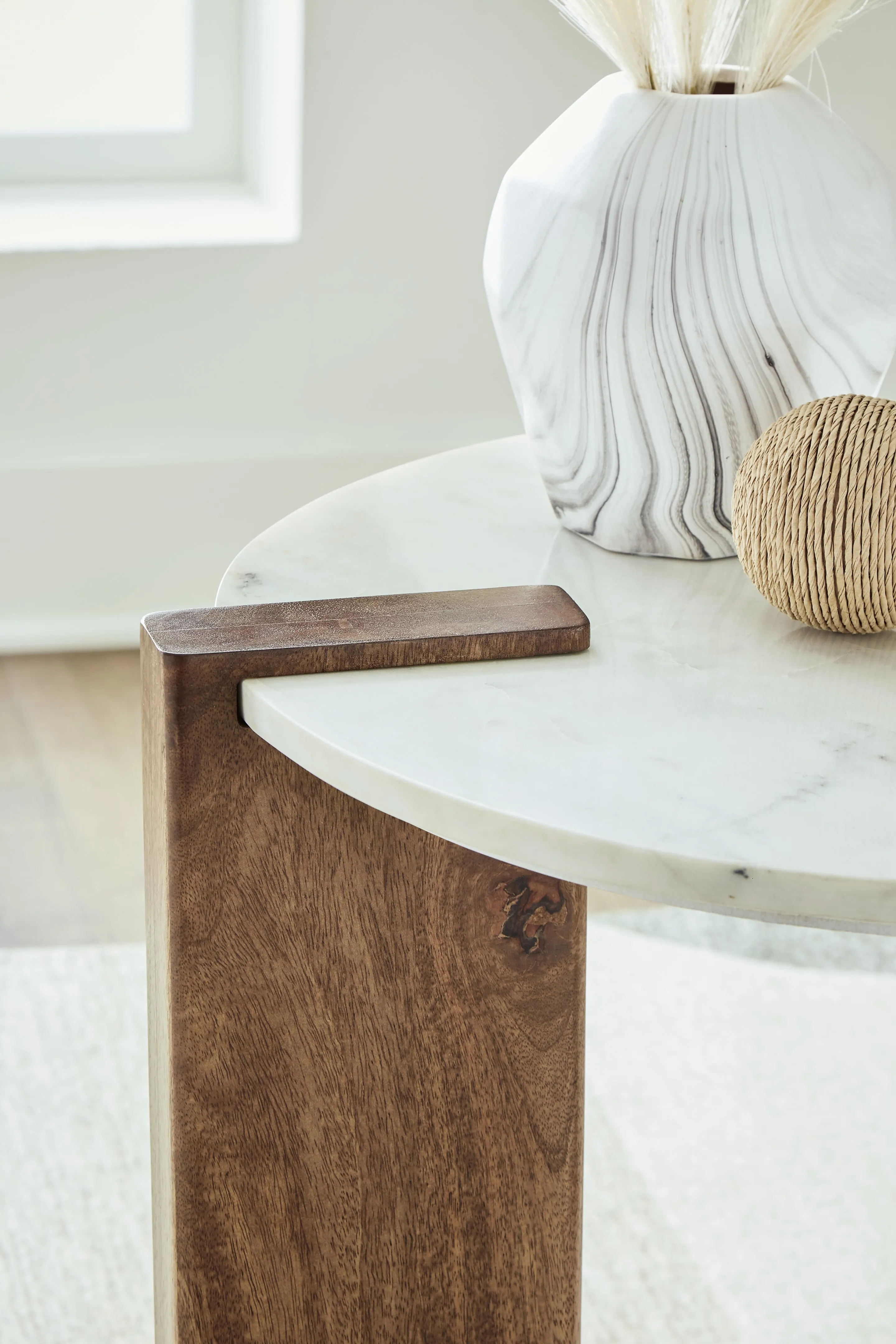 Isanti Coffee Table with 2 End Tables in White/Brown