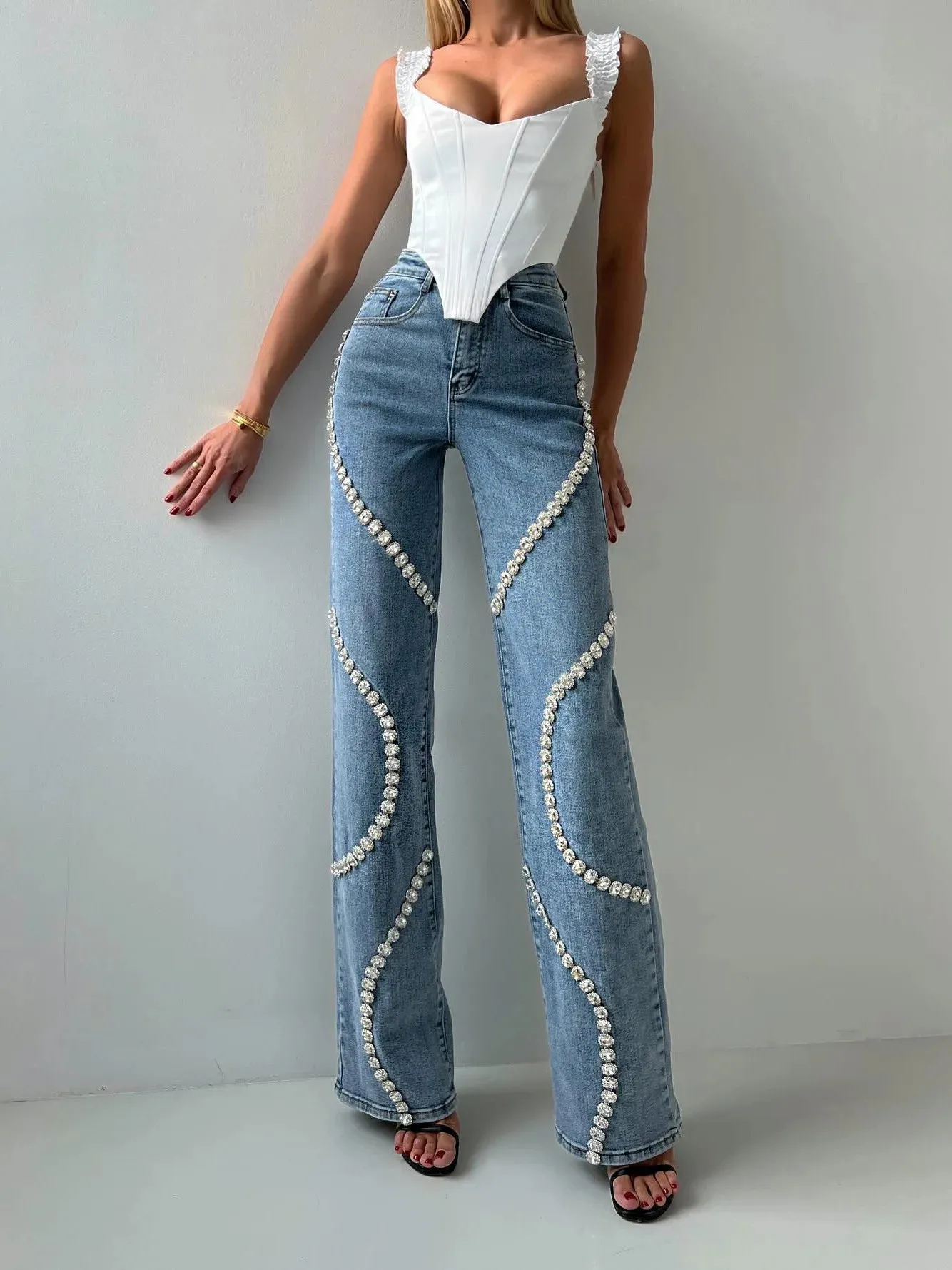 LVSANW Design Surrounds Rhinestone Jeans for Women Autumn 2025 New Niche Loose Straight Pants Fashionable Casual and Versatile Trousers