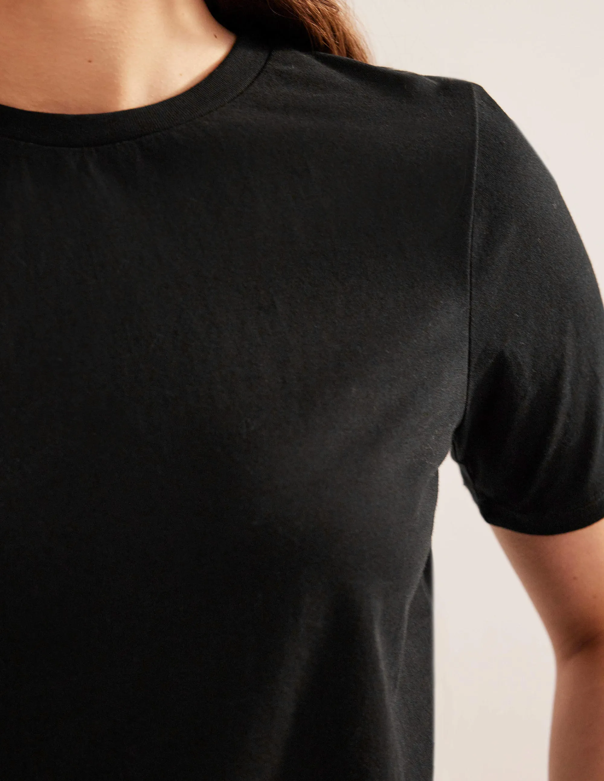 Pure Cotton Crew Neck T-shirt-Black