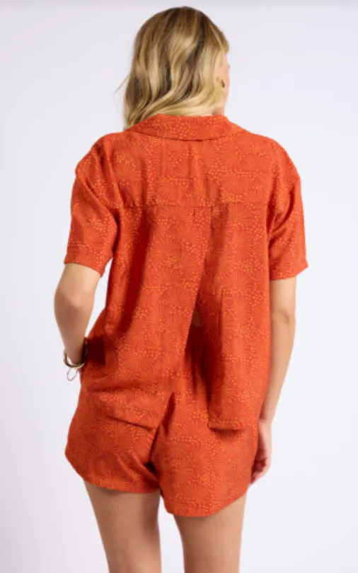 REFINED DESERT FRONT TIE OPEN BACK SHIRT
