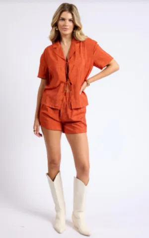 REFINED DESERT FRONT TIE OPEN BACK SHIRT