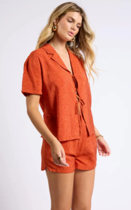 REFINED DESERT FRONT TIE OPEN BACK SHIRT