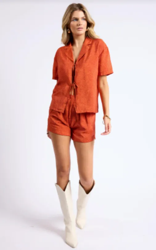 REFINED DESERT FRONT TIE OPEN BACK SHIRT