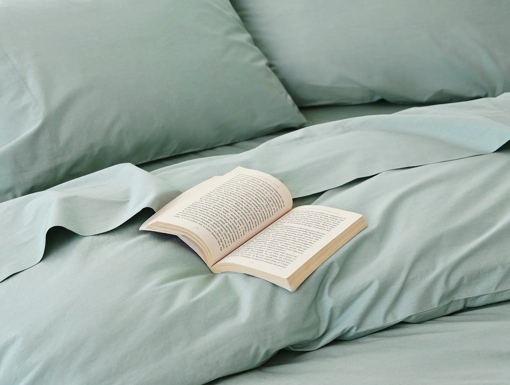 Refined Organic Percale Sheet Set