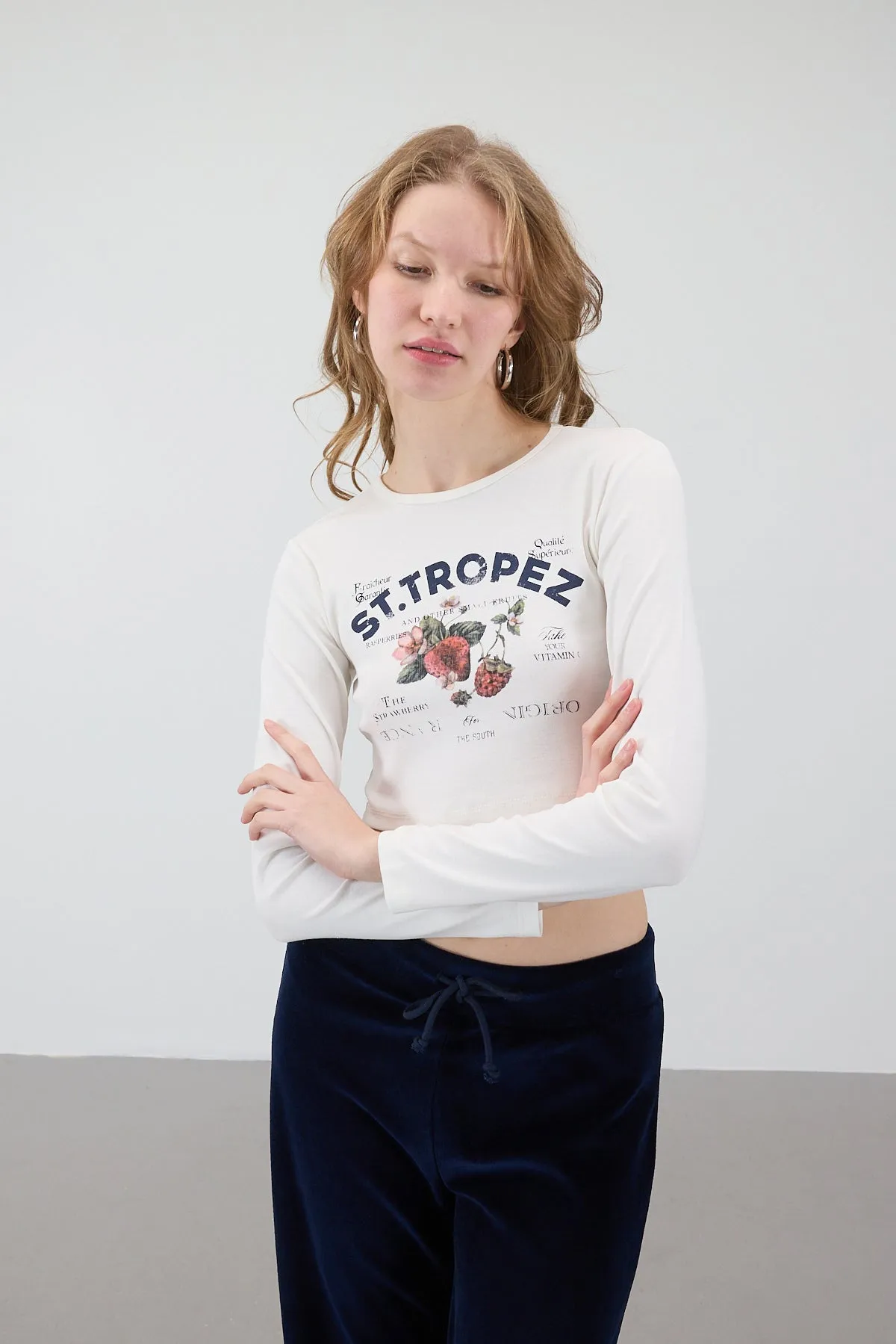 ST. Tropez Long Sleeve Crop Top