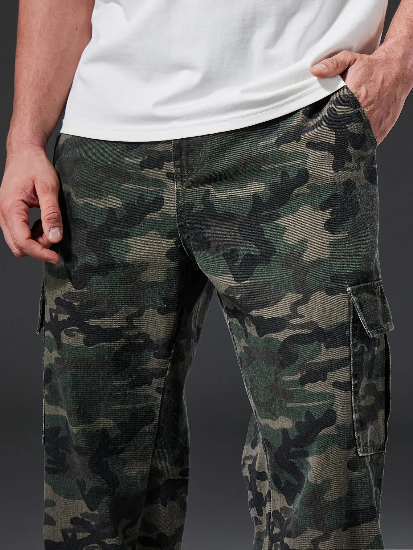 Stylish Camouflage Cargo Pants - Comfortable