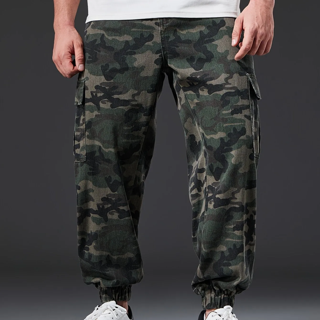 Stylish Camouflage Cargo Pants - Comfortable