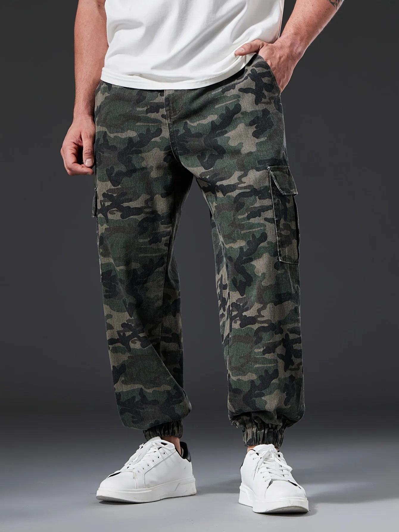 Stylish Camouflage Cargo Pants - Comfortable