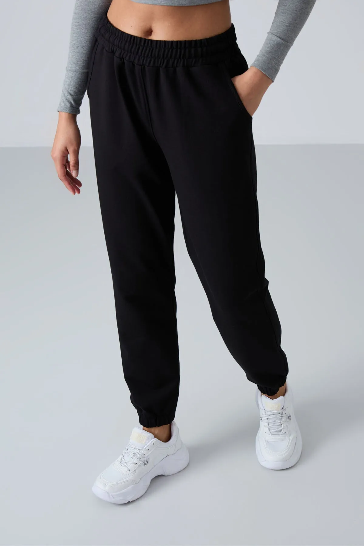 TMY Black Pocket High Waist Comfortable Fit Elastic Cuff Women's Sweatpants - 94583 - Mariupol