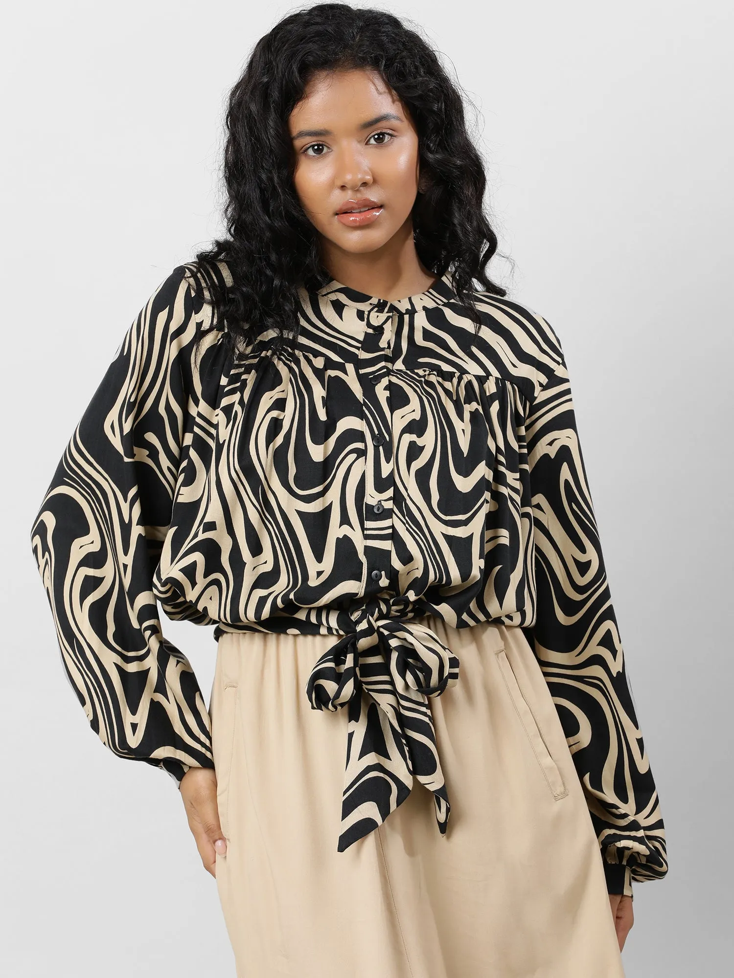 Women Trendy Tie Up Printed Top