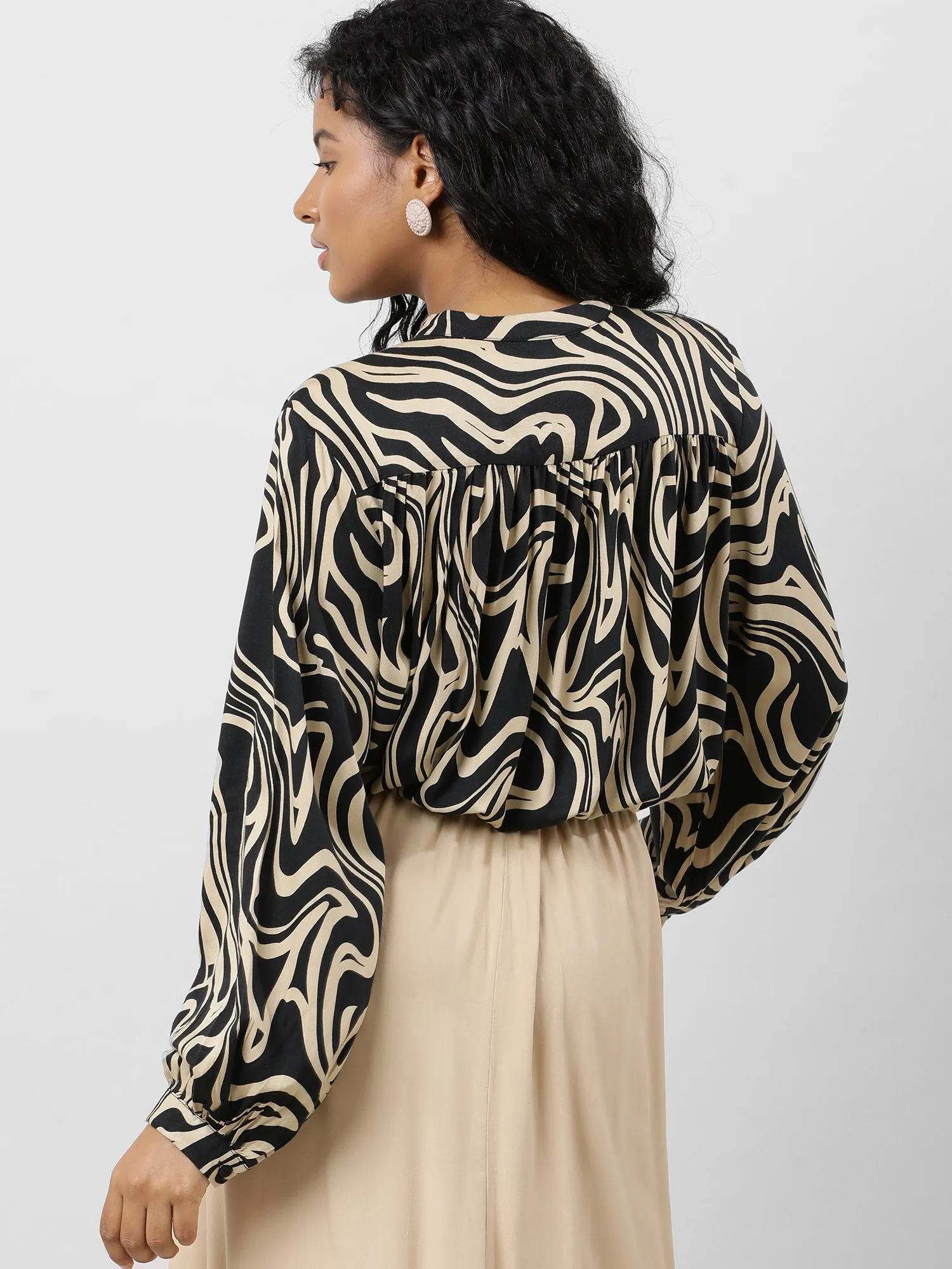 Women Trendy Tie Up Printed Top